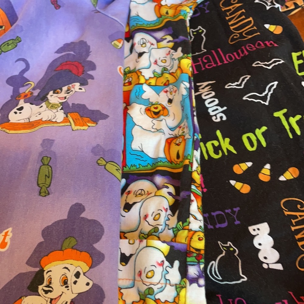 3 Halloween scrub tops medium